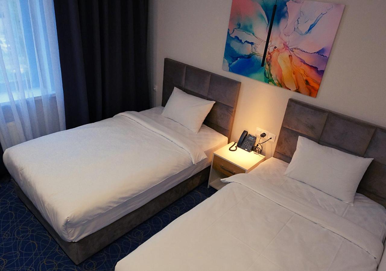 Add Hotel Ałma Ata Zewnętrze zdjęcie
