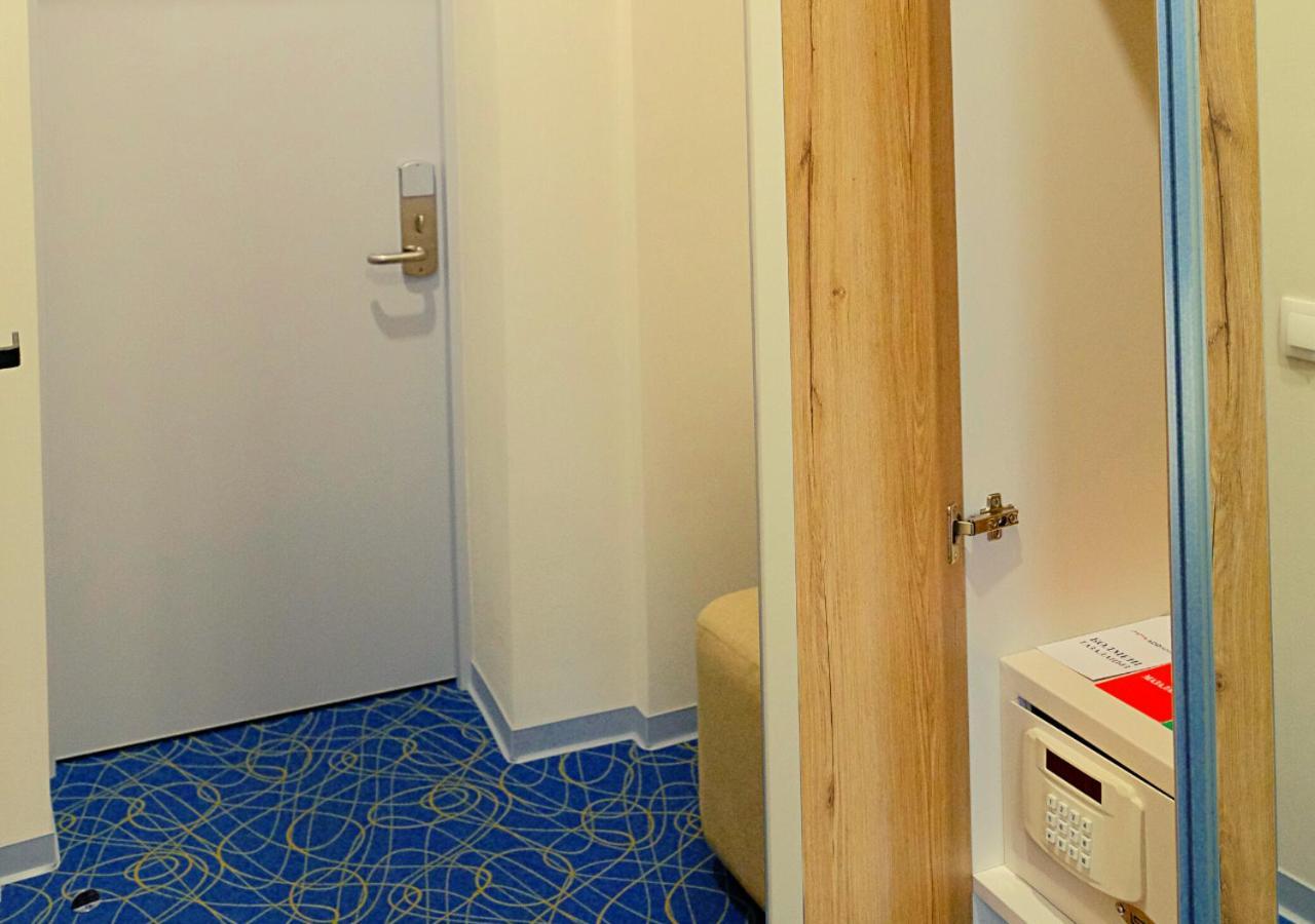 Add Hotel Ałma Ata Zewnętrze zdjęcie