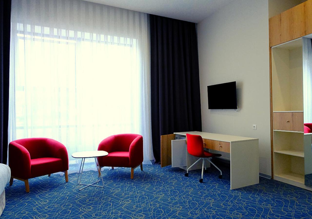Add Hotel Ałma Ata Zewnętrze zdjęcie