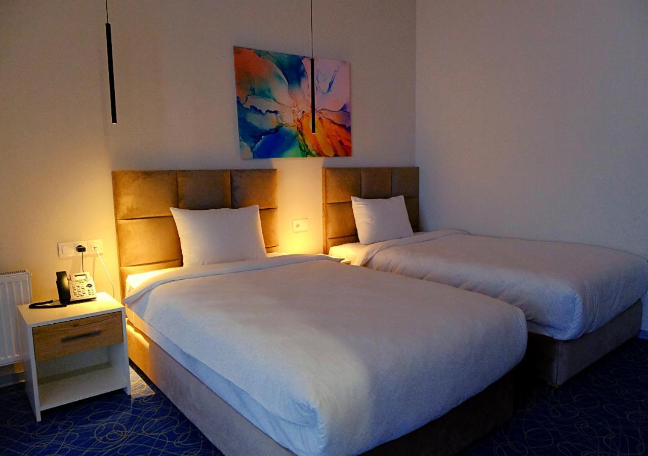 Add Hotel Ałma Ata Zewnętrze zdjęcie